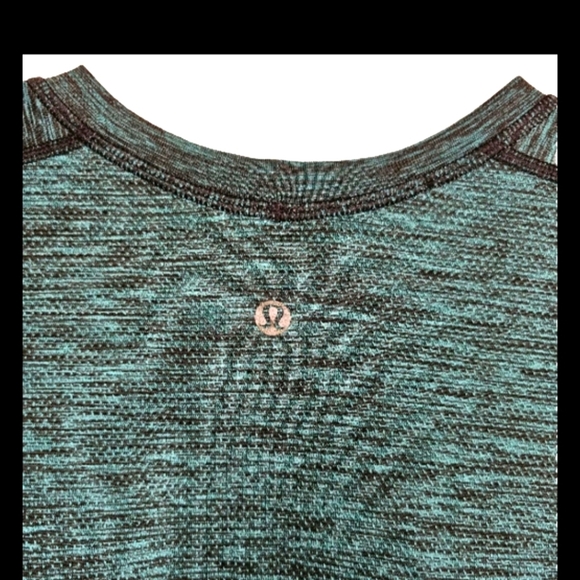 2 Large Lululemon Men's  Short Sleeve Green And Gray Athletic Performance Shirts - Picture 6 of 13